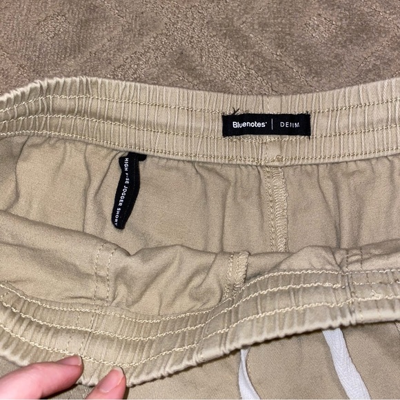 Bluenotes 31" Waist Tan High Rise Jogger Shorts with Drawstring - Picture 3 of 7